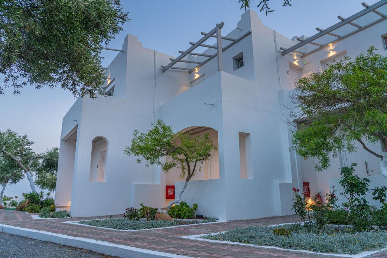 Fata Morgana Studios & Apartments Frangocastelo Exterior photo